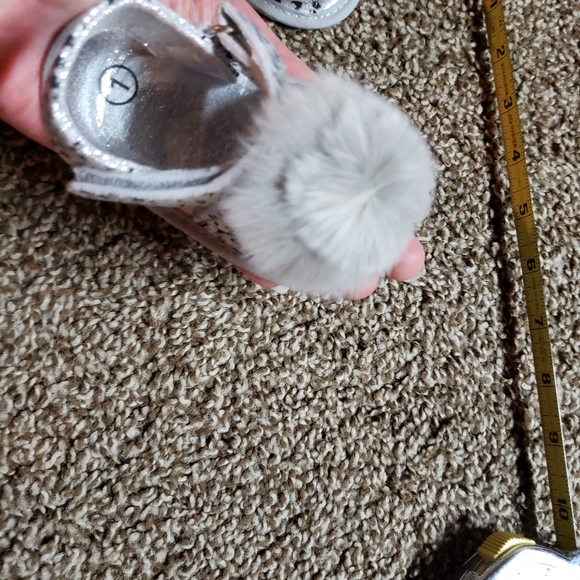 Baby Pom Pom top sandals - Picture 12 of 15
